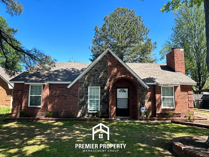6362 Fawn Hollow Cir N — Photo 2
