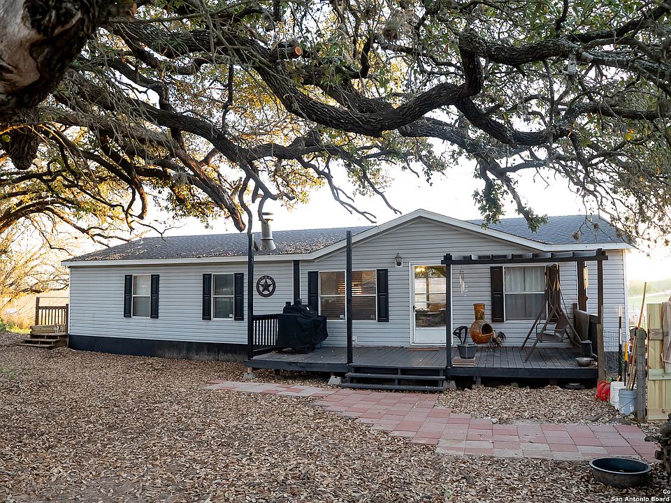1st image of 730 Avery Circle
