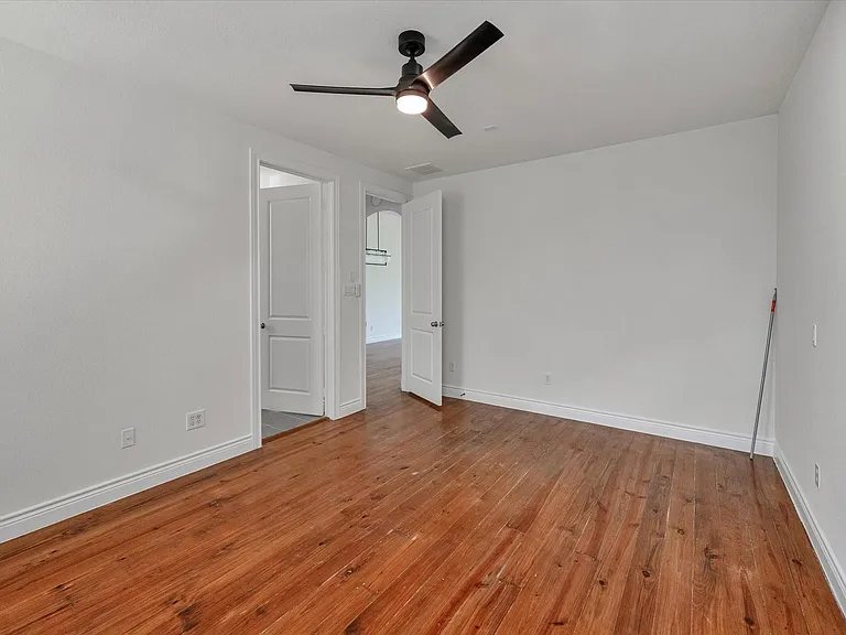 119 Capetown Ln — Photo 20