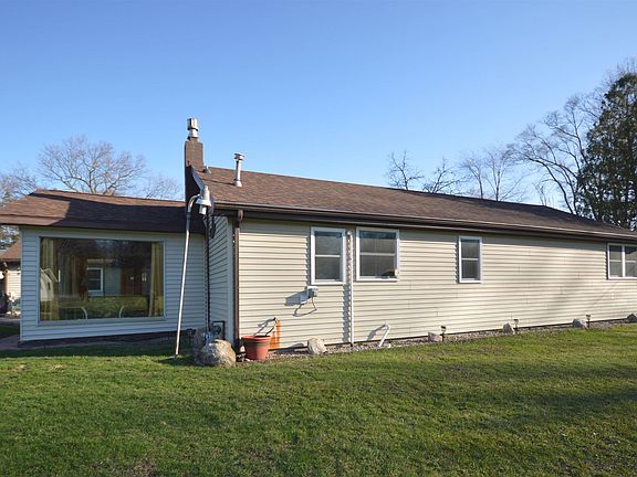 3rd image of 4669 Underwood Rd