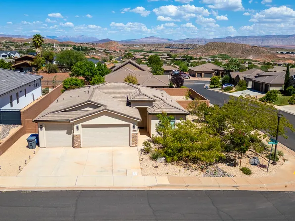 1804 N Rimview Dr, Washington, UT 84780