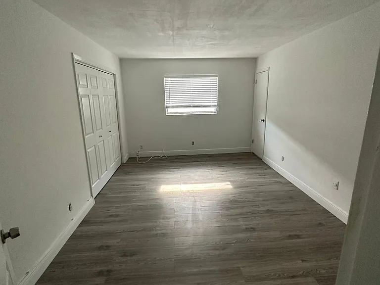 535 Spencer Dr — Photo 8
