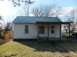 305 Elm St, Overbrook, KS 66524