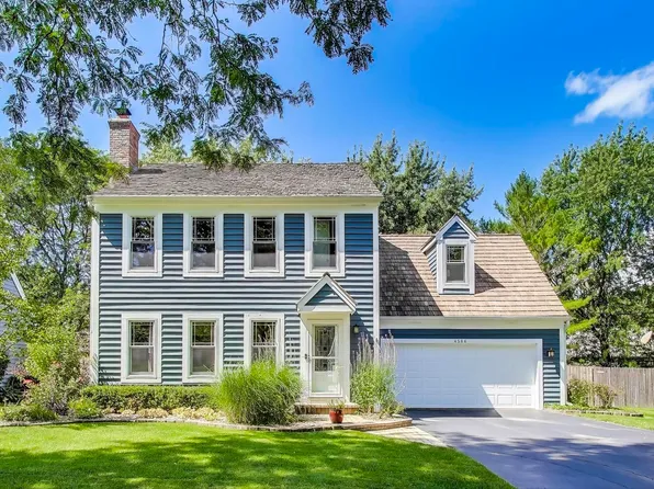4586 Covenant Ct, Gurnee, IL 60031
