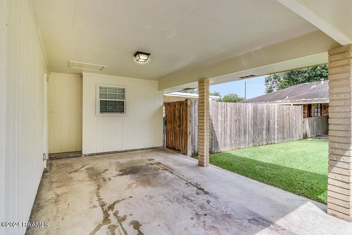 3 bed, 1300 sqft, $1,625 — Photo 4