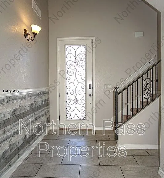 13482 Bradford St — Photo 3