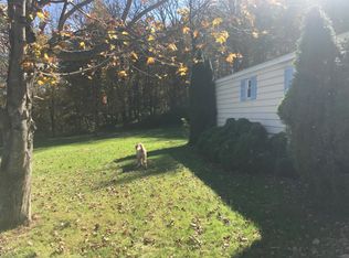 128 Mostowski Rd, Olyphant, PA 18447