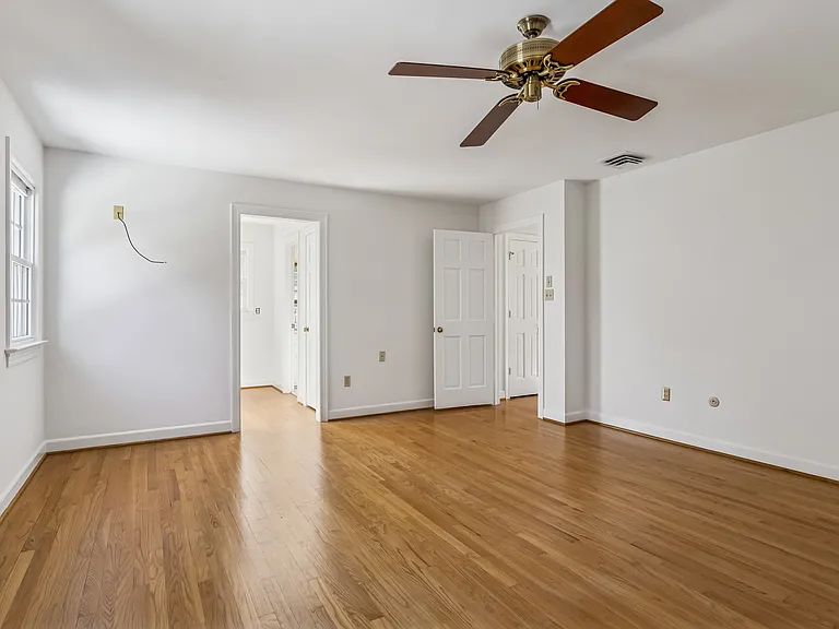 1468 Wakefield Dr — Photo 14