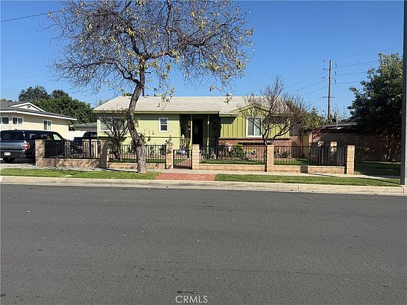 2nd image of 110 Rigsby St