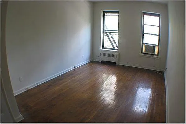 Rented by 4 Points Properties | media 17