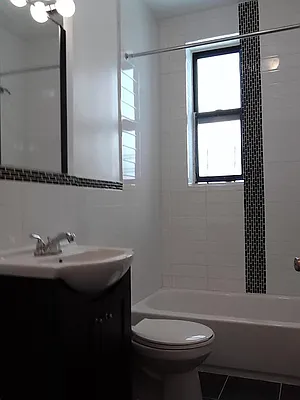 Rented by Lang Realty LLC | media 18