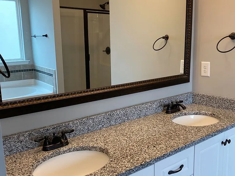 921 Burlington Dr — Photo 36