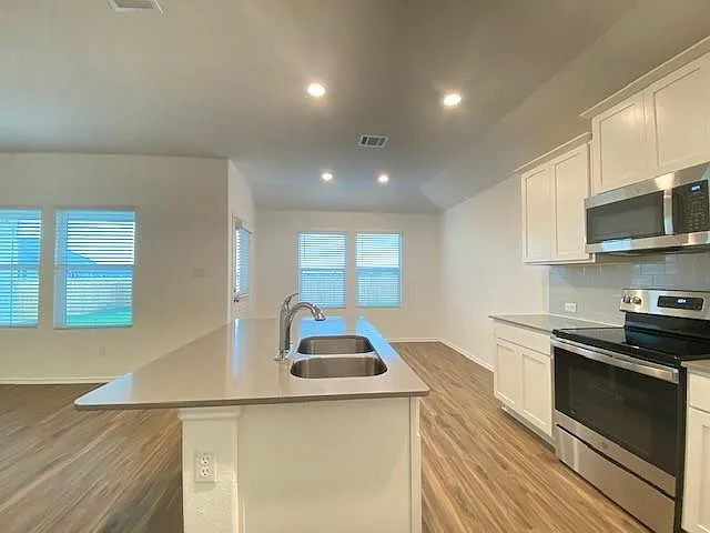 426 Bluejack Way — Photo 3
