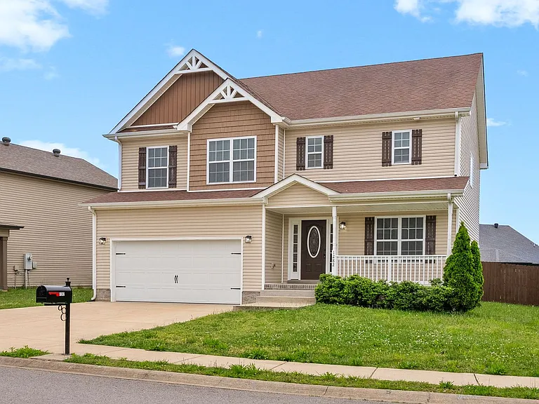 1282 Eagles View Dr — Photo 2
