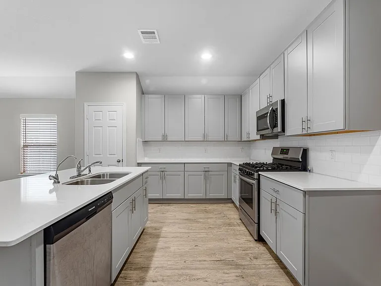 18922 Cedar Moss Ct — Photo 6