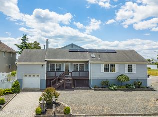 119 Pinewood Rd, Toms River, NJ 08753