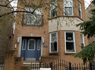 2707 W Medill Ave #2, Chicago, IL 60647