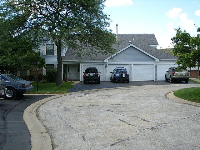 1st image of 310 Oak Meadow Ct APT B2