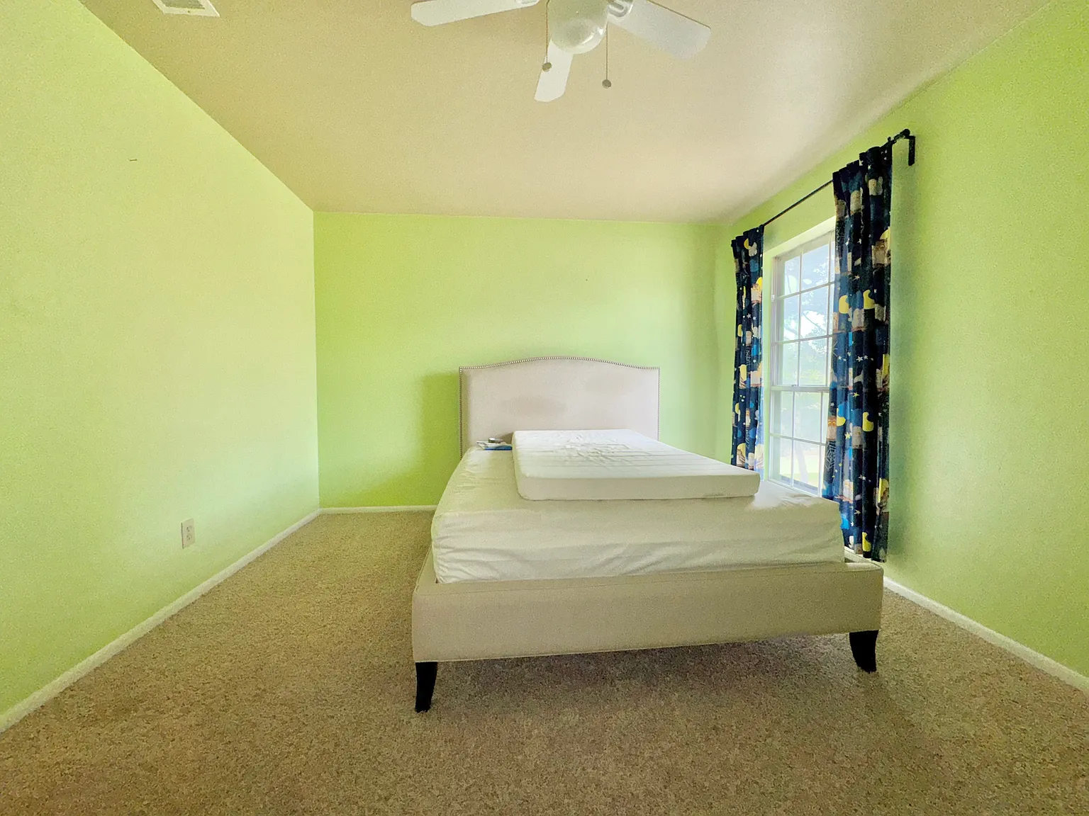 1 bed, 160 sqft, $750 — Photo 1