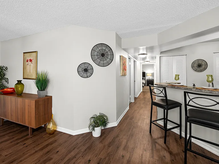 Pembroke Pines Landings Apartments — Photo 28