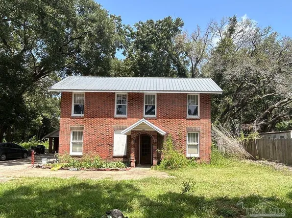 30 E Marshall Ln, Pensacola, FL 32505