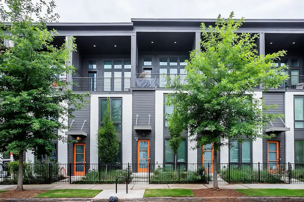 Building Photo - 466 Latta St