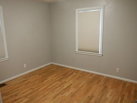 5th image of 1707 Avenue C