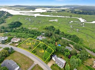 11 Mulholland Dr, Ipswich, MA 01938