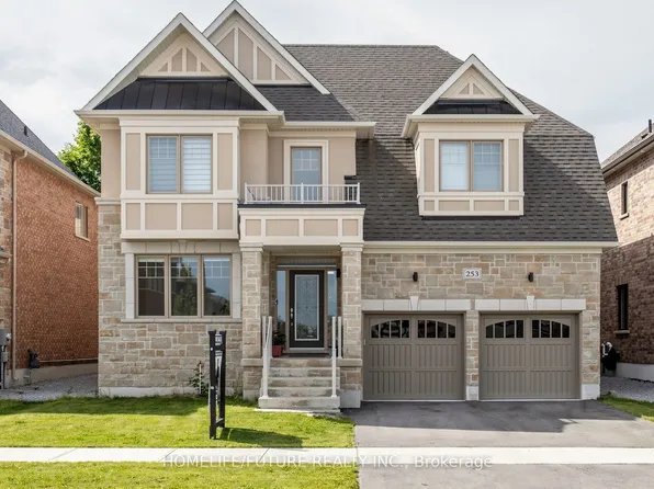253 Danny Wheeler Blvd, Georgina, ON L4P 0J9