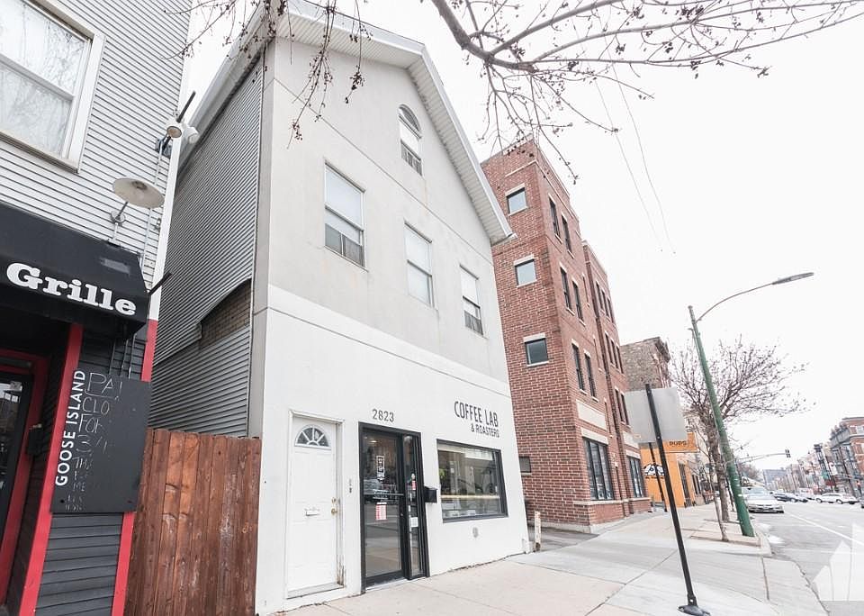 1st image of 2823 N Lincoln Ave