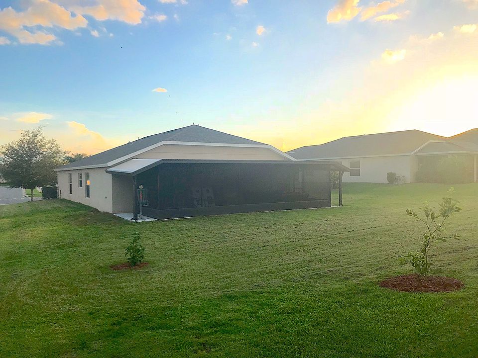 2nd image of 301 Giovani Blvd