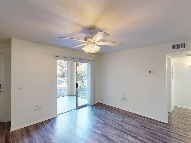 Lakewood Place — Photo 81