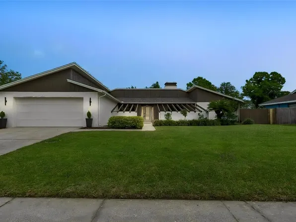 11913 Nicklaus Cir, Tampa, FL 33624