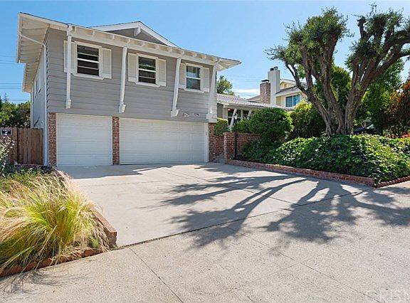 2nd image of 22741 Mulholland Dr