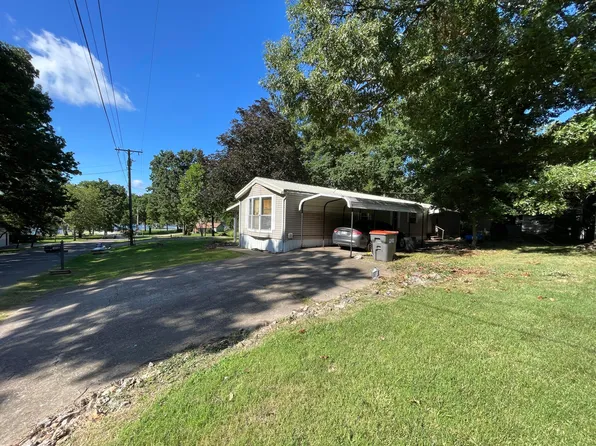 1408 Leisure Rd, Grove, OK 74344