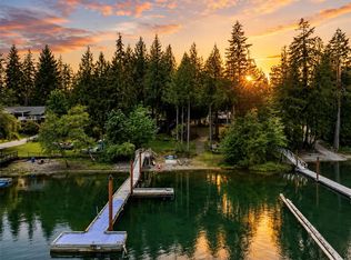 8256 Sa Seen Os Cres, Cowichan Valley, BC V0R 3E1
