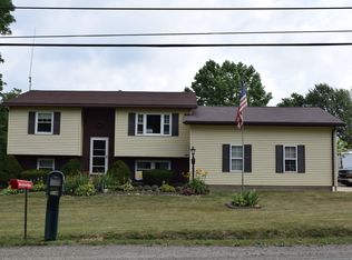 11320 Shadduck Rd, North East, PA