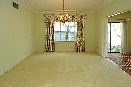 4th image of 2003 Country Side Cir N