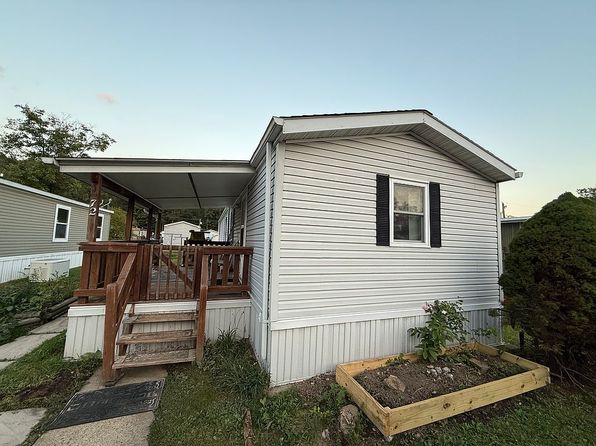 72 Hidden Valley Dr