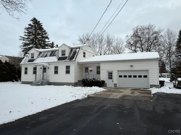 310 Viking Pl, Liverpool, NY 13088