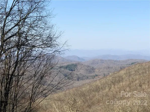 285 Granny Lewis Ln, Mars Hill, NC 28754