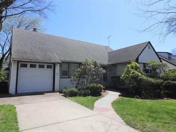 833 Dogwood Avenue, West Hempstead, NY 11552