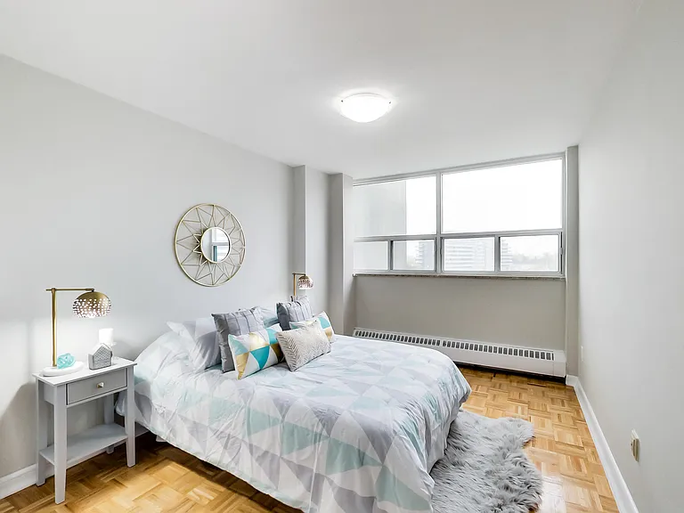 6000 Bathurst St — Photo 41
