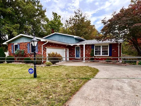 126 Birch St, Bethalto, IL 62010