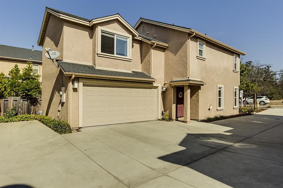 1st image of 240 S Oakglen Ave