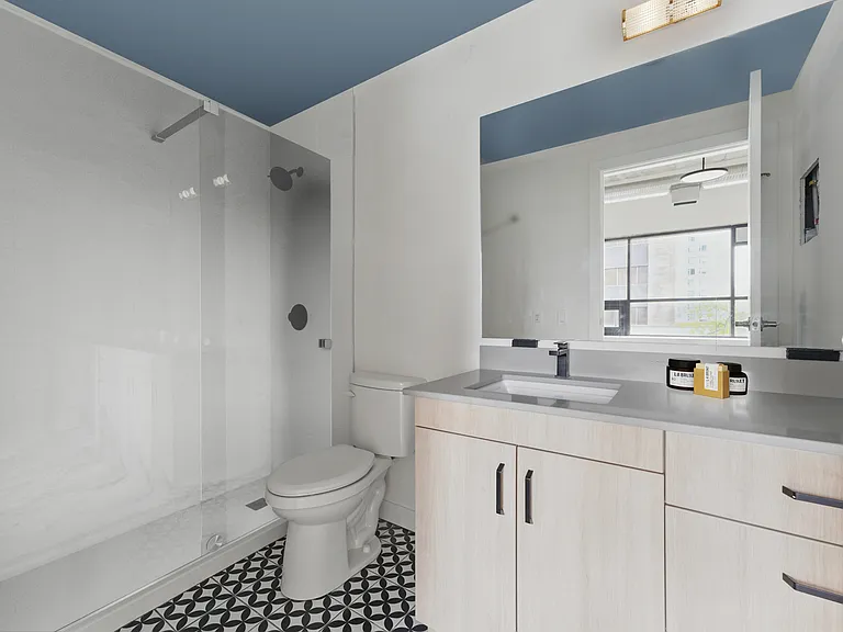 744 4th Ave SW — Photo 34