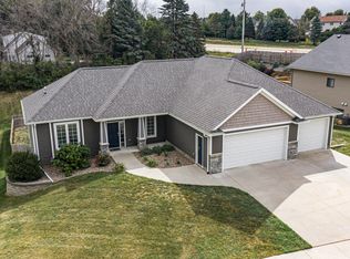 2526 Lisa Ln NE, Rochester, MN 55906