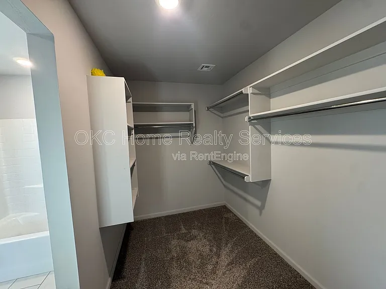 928 Dusky Valley Ln — Photo 10