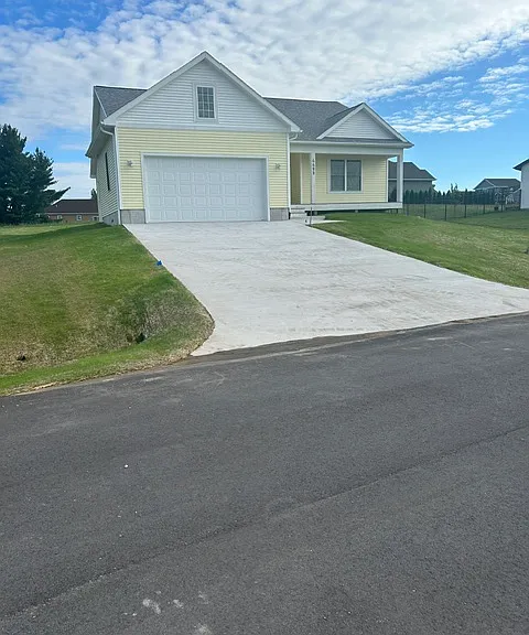 4499 Lamarche Cir — Photo 3