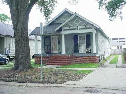 1st image of 2614 Palmer Ave